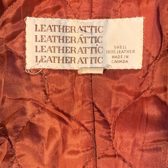 Vintage 1970s leather and fur trim coat - Picture 4 of 5